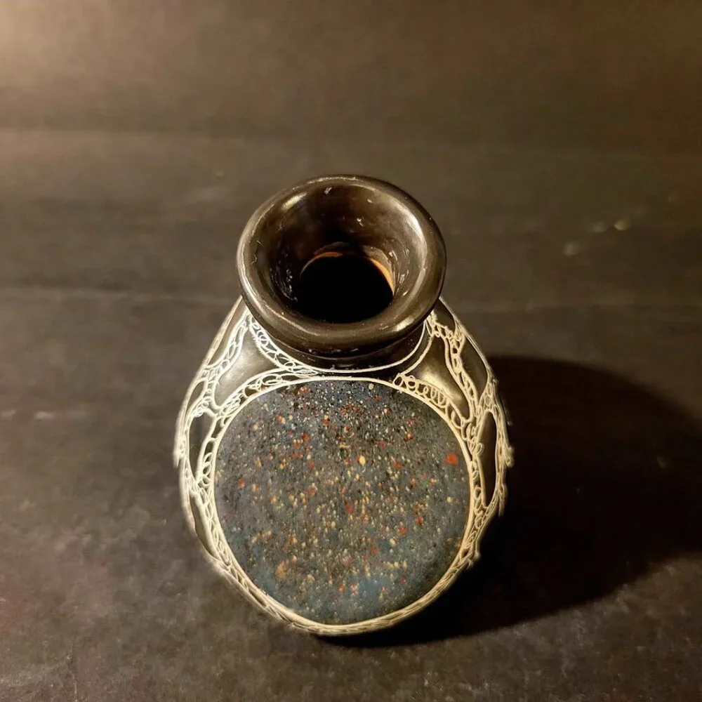 Small Hand-Etched Nicaraguan Art Pottery Vase Signed By Artist